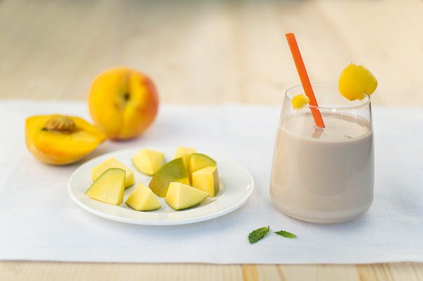 peach shake with mango